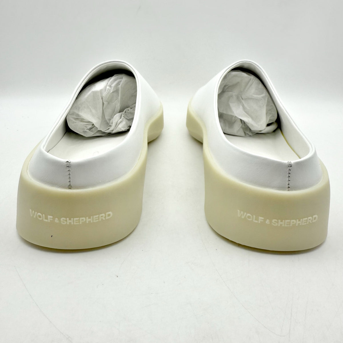 Wolf & Shepherd Cruise Mule Slip On Shoe Mens 5.5 Womens 7 White Leather NIB