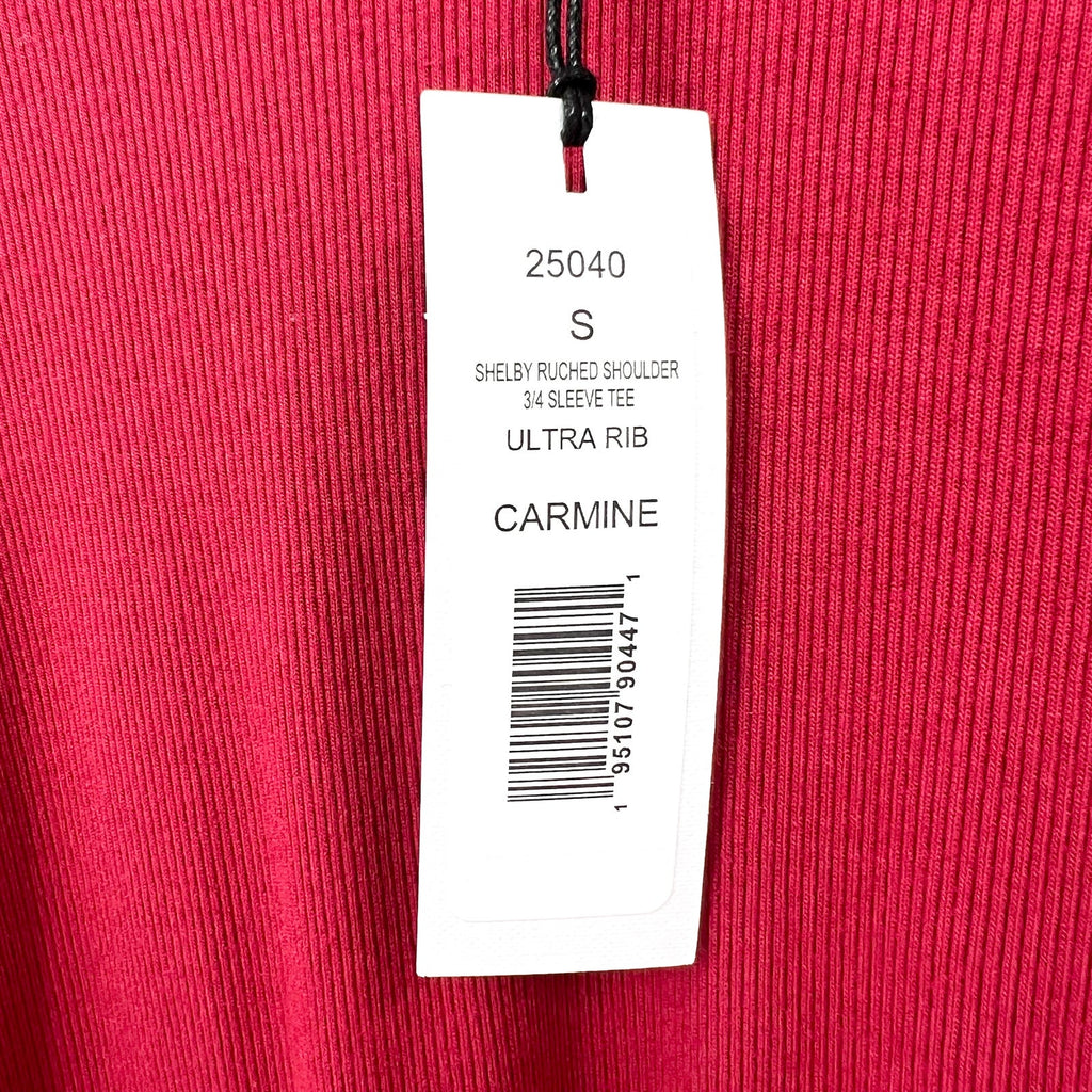 MICHAEL STARS Womens Shelby Ruched Shoulder 3/4 Sleeve Tee Small Carmine Red NWT