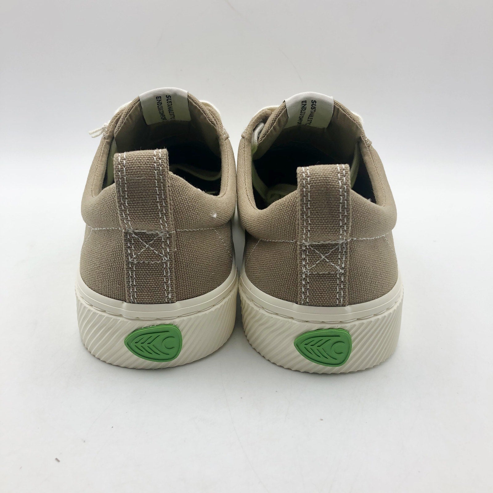 Cariuma Women's OCA Low Sneaker Size 9 Brown Burnt Sand Canvas NIB