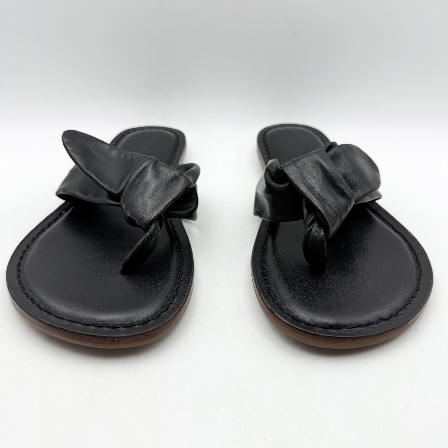 Bernardo Footwear Womens Laia Thong Sandals US 8.5 M Black Leather NIB