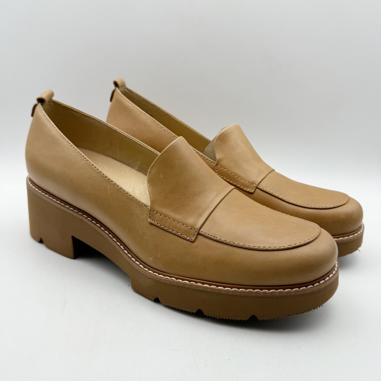 Naturalizer Womens Darry Loafers US 11 Narrow Tan Leather Lug Sole Slip On NIB