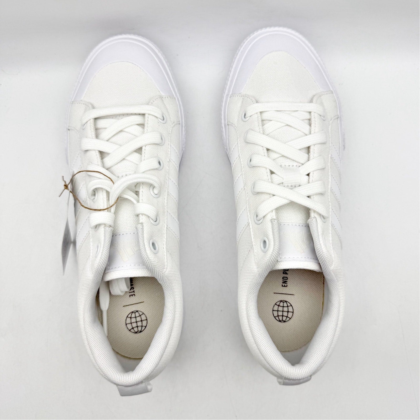 Adidas Womens Bravada 2.0 Skateboard Platform Sneakers US 8.5 White NWT