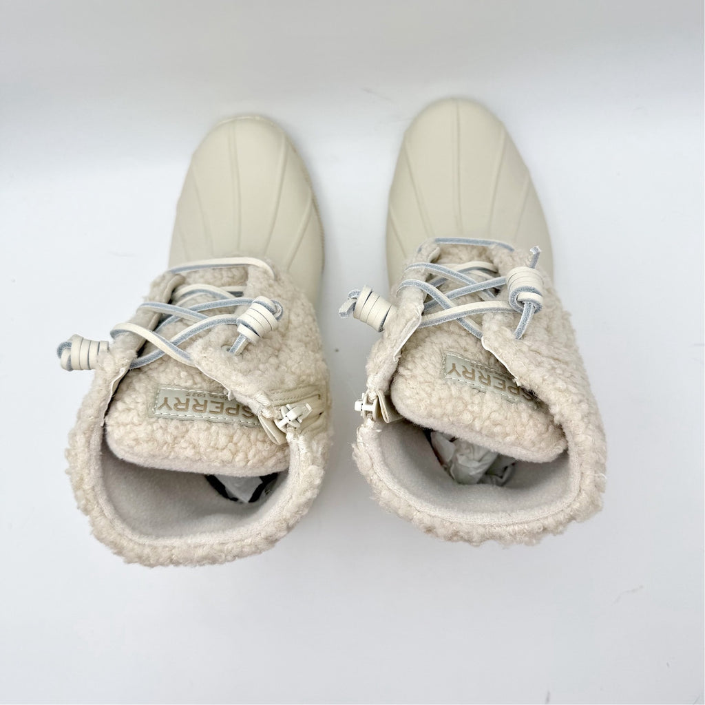 Sperry Womens Saltwater Ankle Booties US 7 EU 37.5 White Sherpa NIB