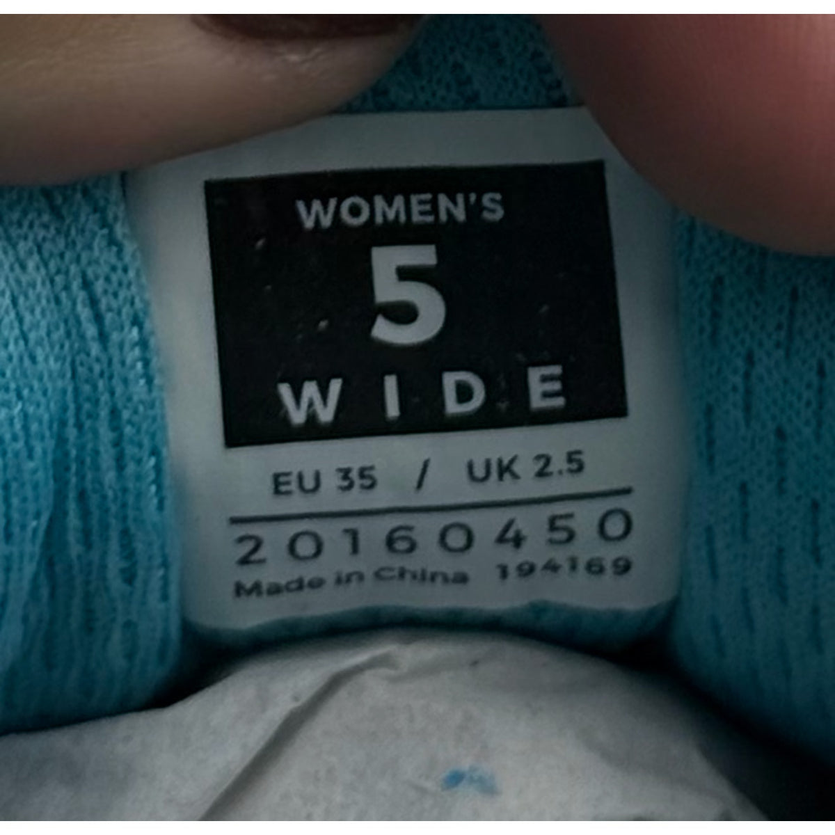 Kuru Womens Quantum Walking Sneakers Size 5 WIDE White Blue Athletic NWOB