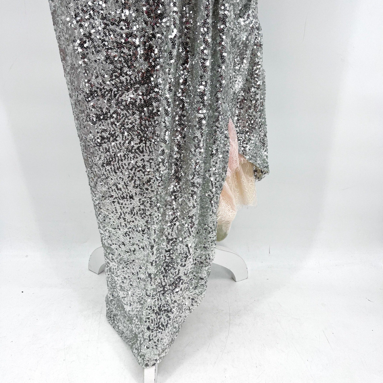 PREEN BY THORNTON BREGAZZI Welda Sequin Dress Medium Silver Long Sleeve NWOT