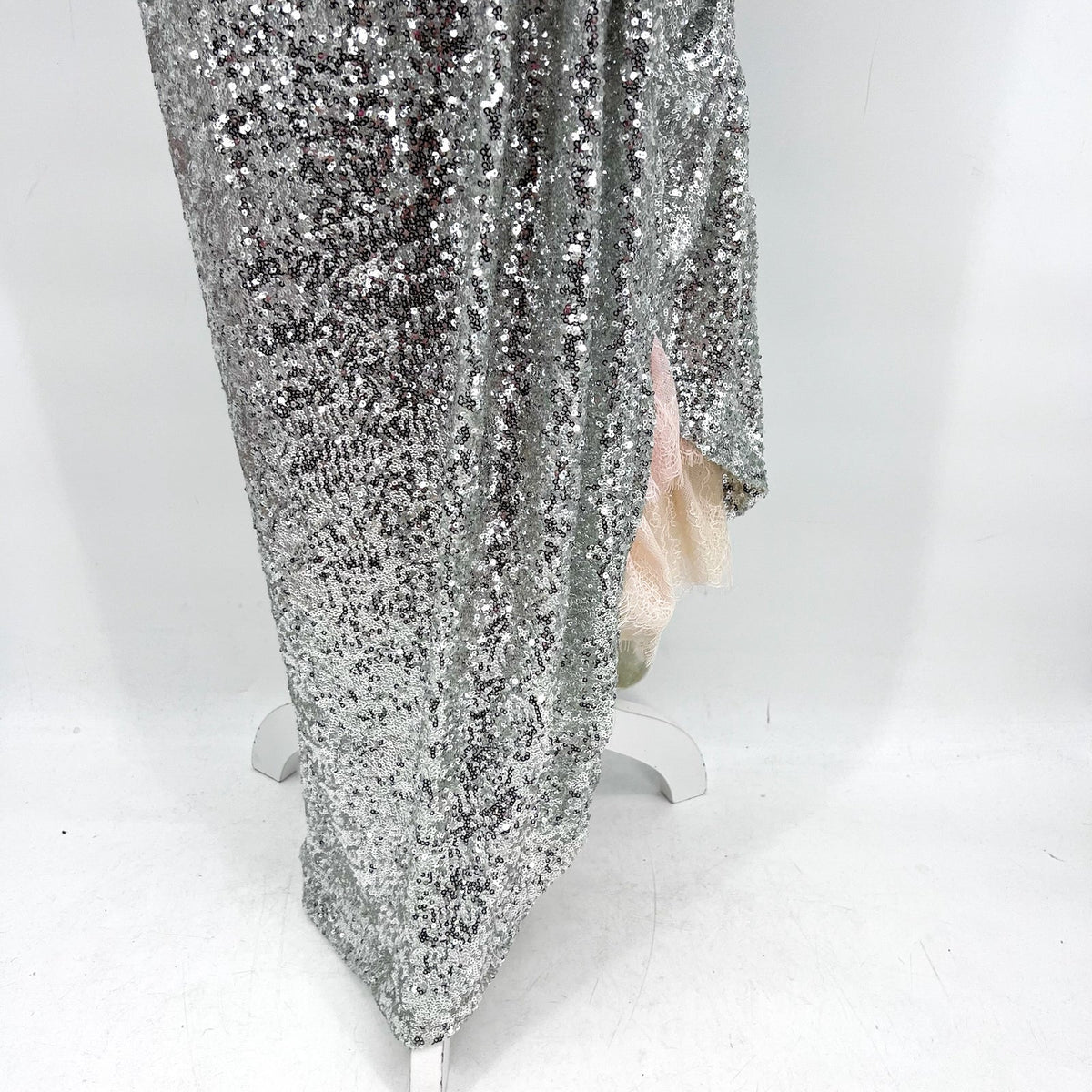 PREEN BY THORNTON BREGAZZI Welda Sequin Dress Medium Silver Long Sleeve NWOT
