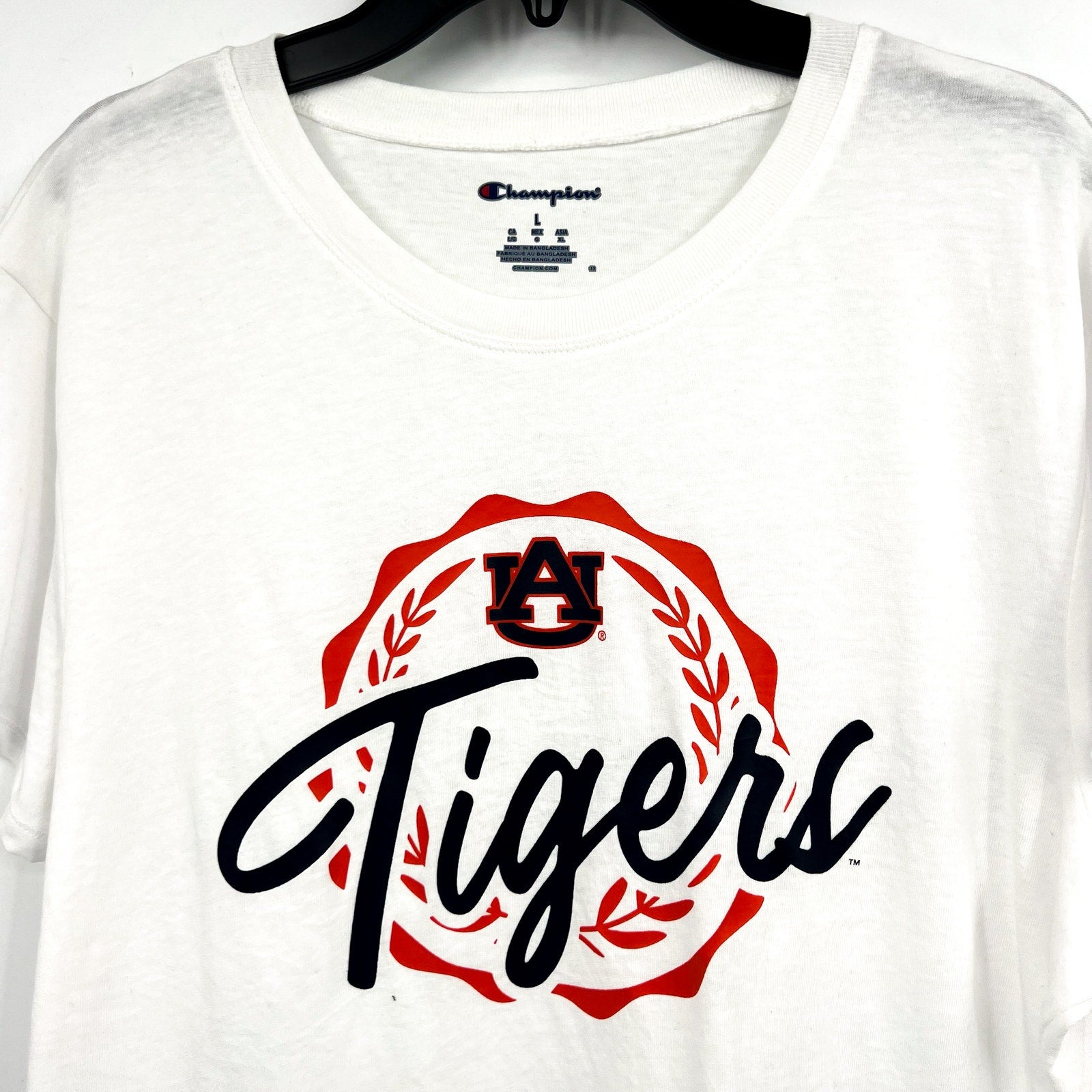 CHAMPION Womens Auburn Tigers Faux Crest T-shirt LARGE White Short Sleeve NWT