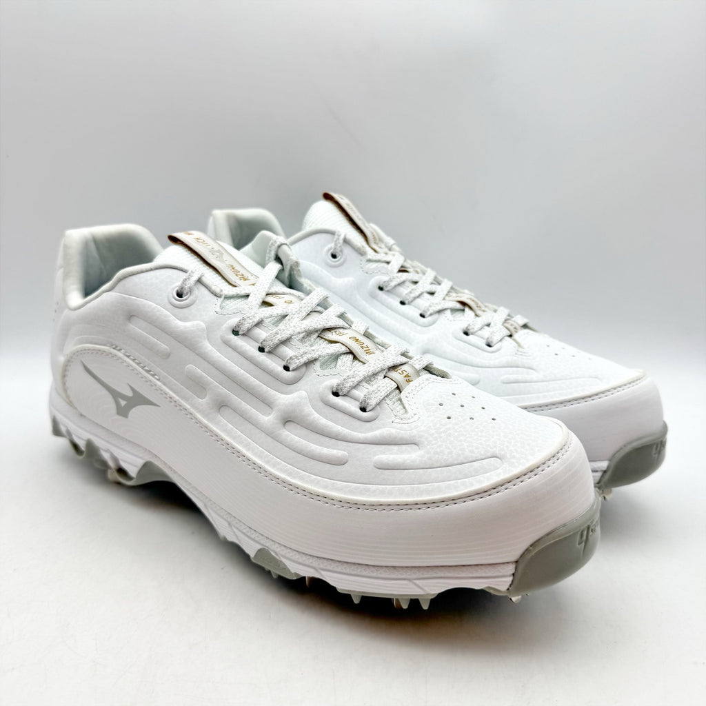 Mizuno Womens Swift 8 Low Softball Cleats Size 11 White 9-Spike Metal NWOB