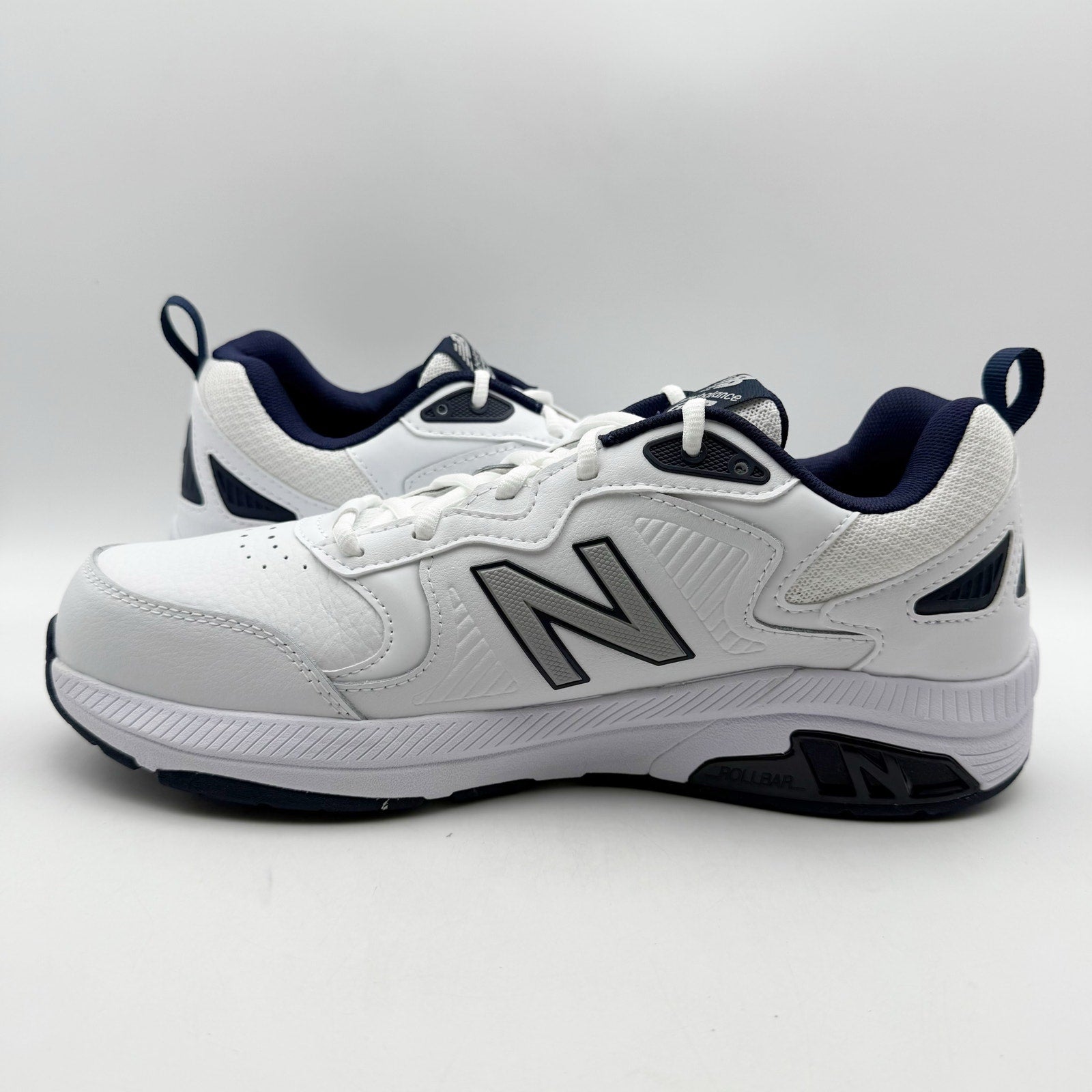 New Balance Mens 857v3 Training Shoes US 7.5 XW White Navy Athletic NIB