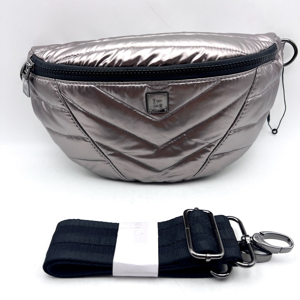 THINK ROYLN Women's Shining Star Crossbody/Belt Bag Silver Pearl Latte NWOT