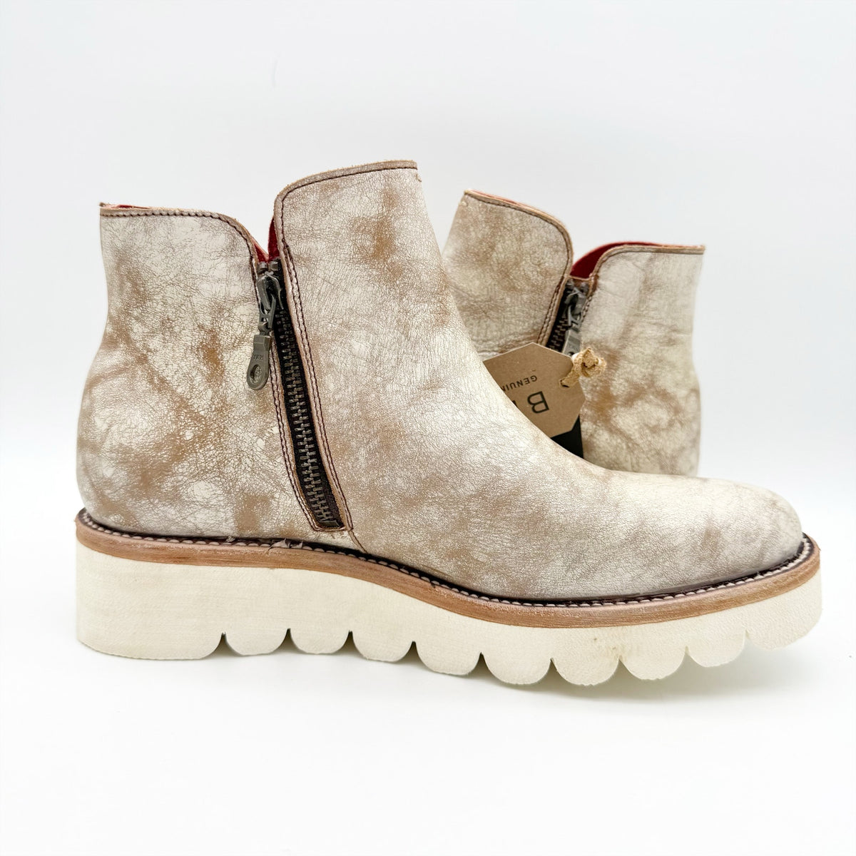 BEDSTU Womens Lydyi Ankle Bootie US 10 White Rustic Side Zipper Leather Boot NIB