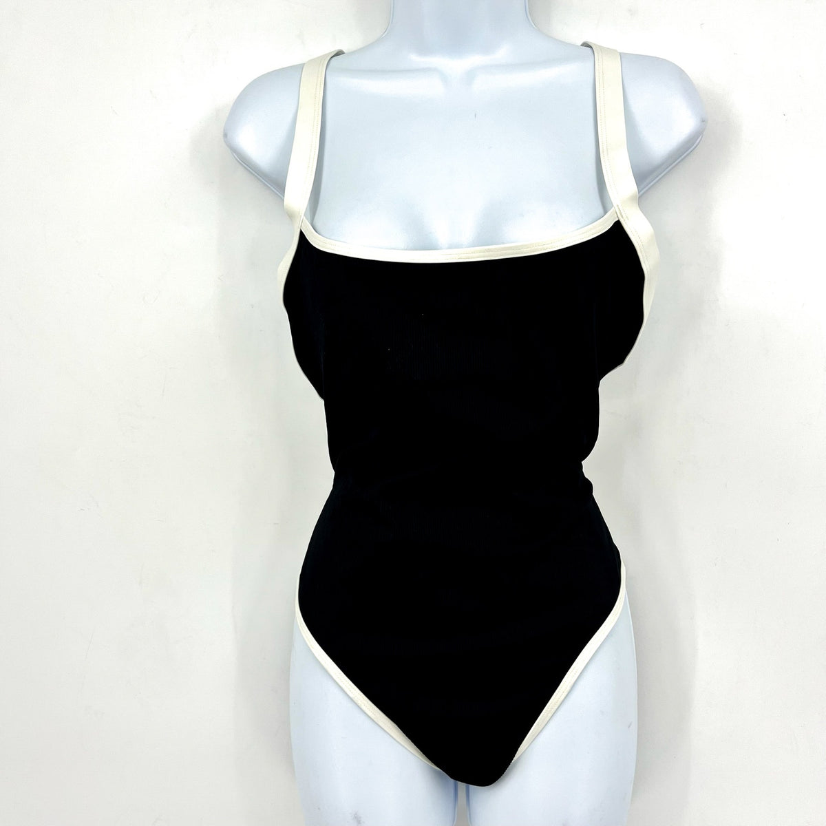 L*SPACE Women's Ribbed Baewatch One Piece Swimsuit XL Black Cream Low Back NWT
