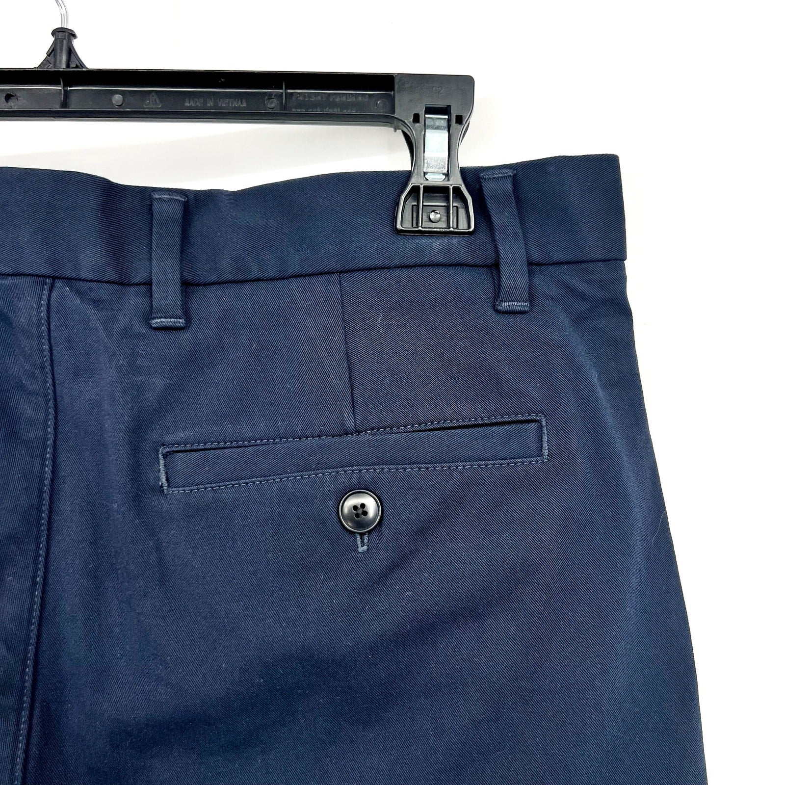 EVERLANE Men's The 9" Performance Chino Shorts Size 30 Navy Blue NWT
