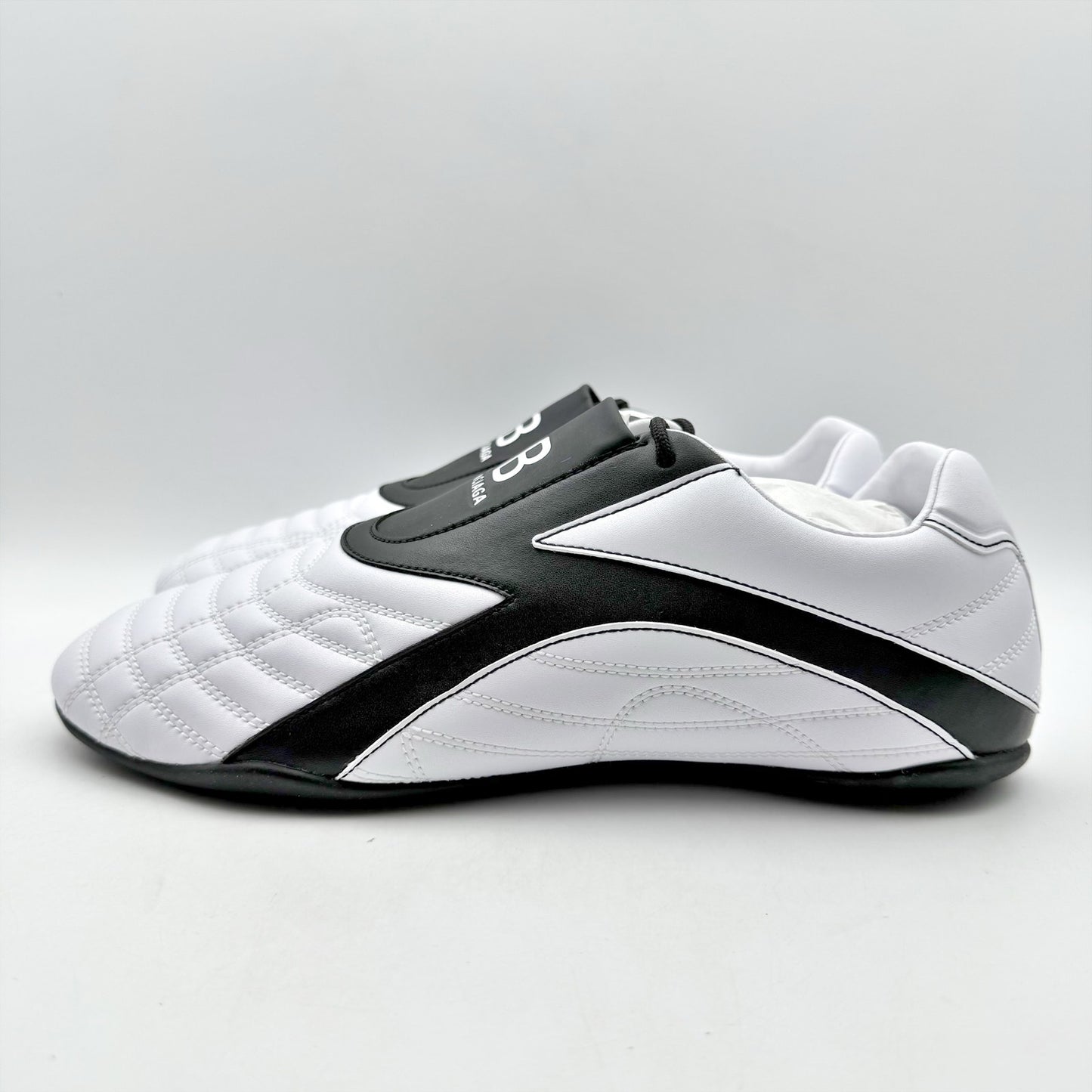 Balenciaga Womens Zen Sneakers US 9 M EU 42 White Black Casual NWOB
