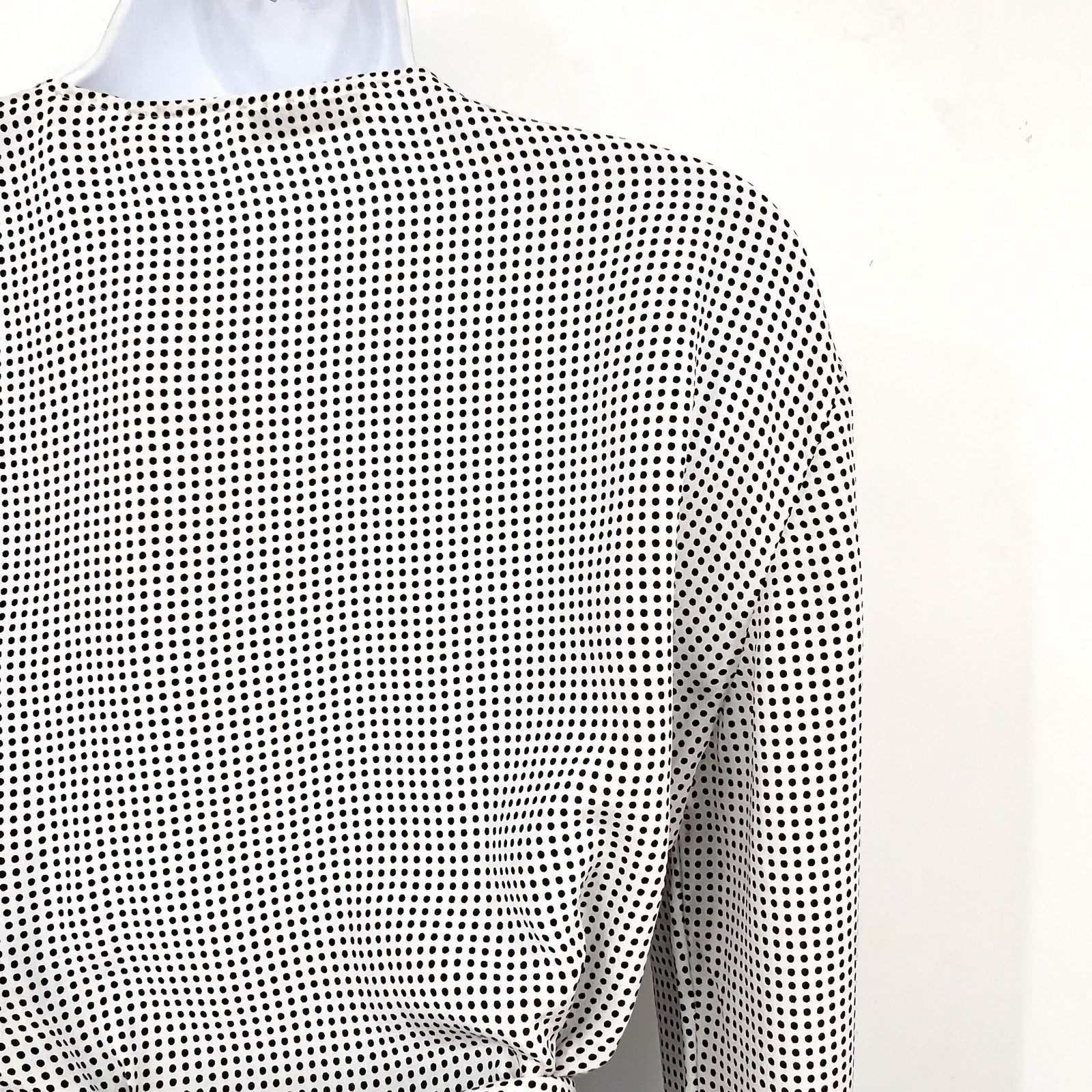 EQUIPMENT Women's Cenna Wrap Blouse Medium White Black Polka Dot Silk NWT