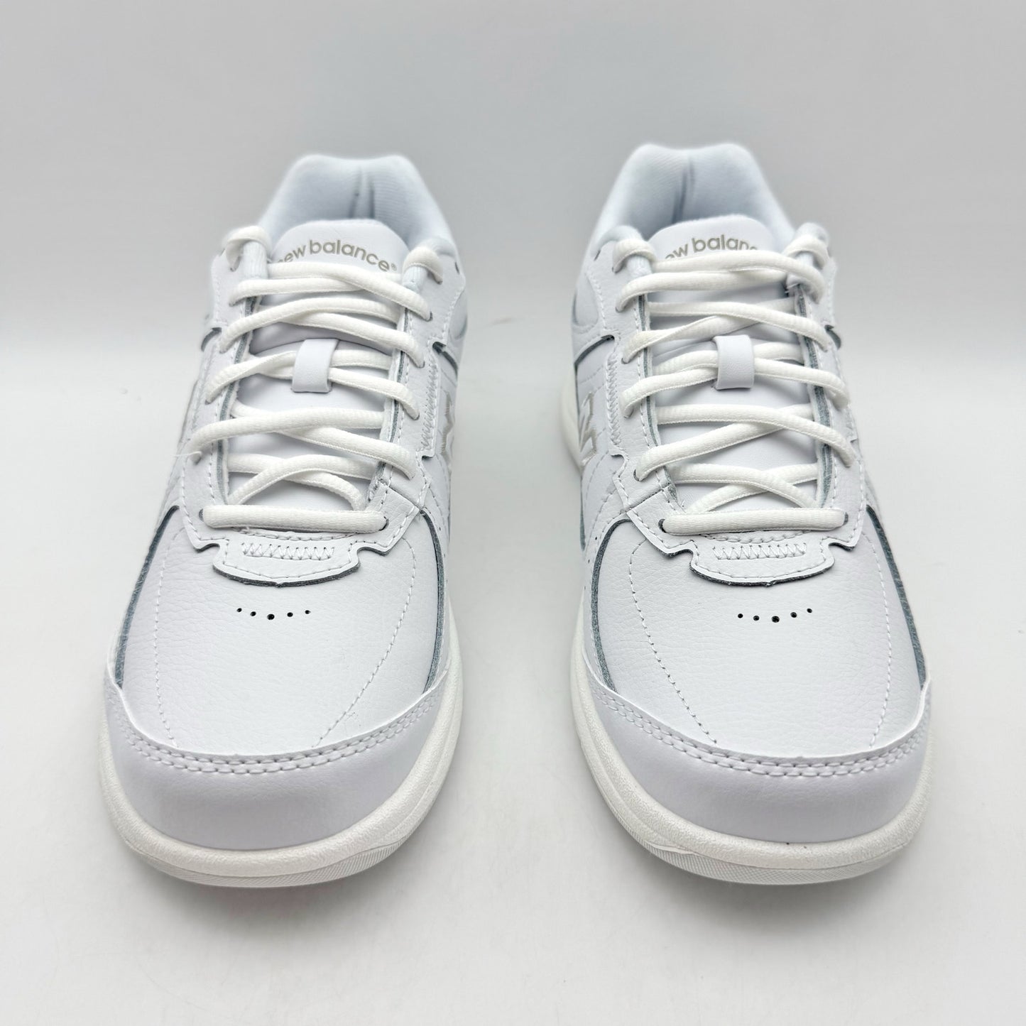 New Balance Womens 577 Walking Sneakers US 7 M White Leather Athletic NWOB