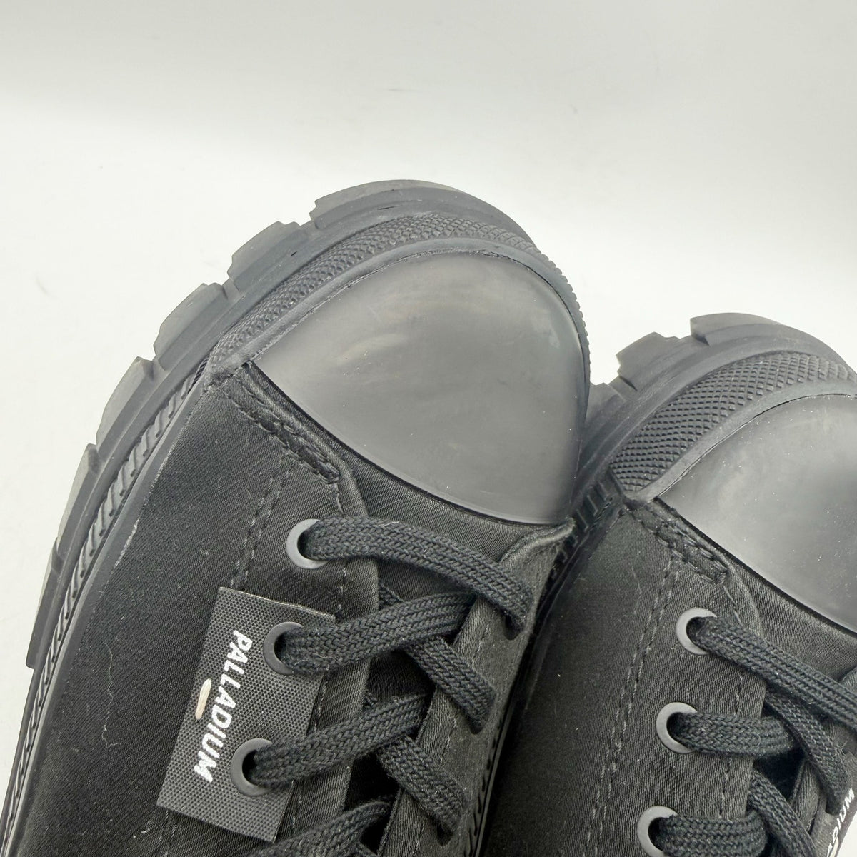 Palladium Womens Revolt Lo TX Platform Casual Sneakers Size 7.5 Black NWOB