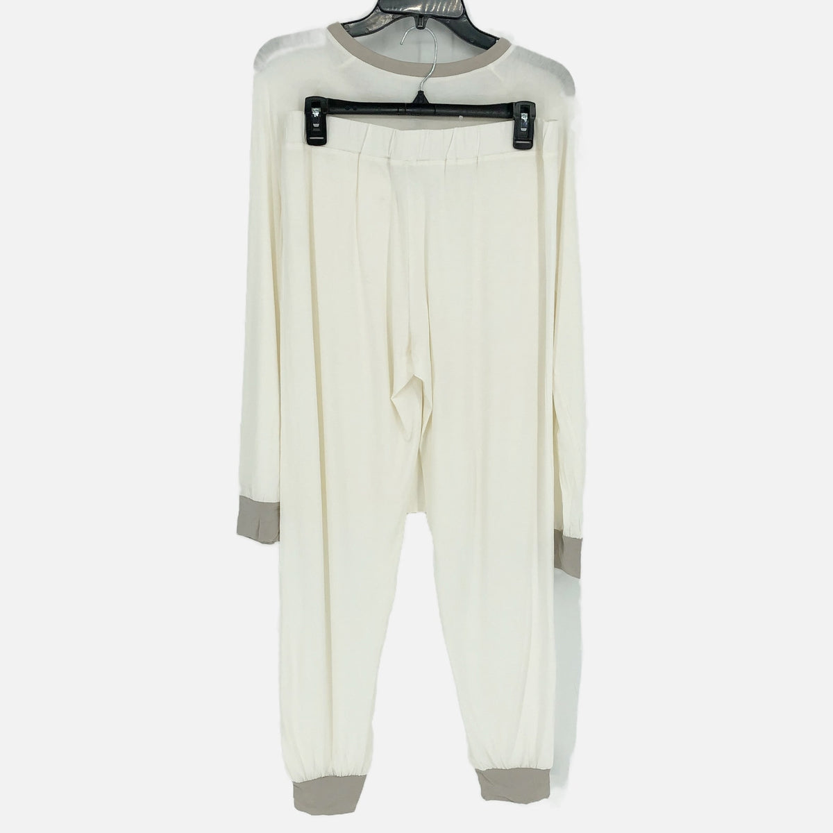 EVERYDAY RITUAL Women's Pajamas Set Medium Cream Knit Henley Jogger Stretch NWT