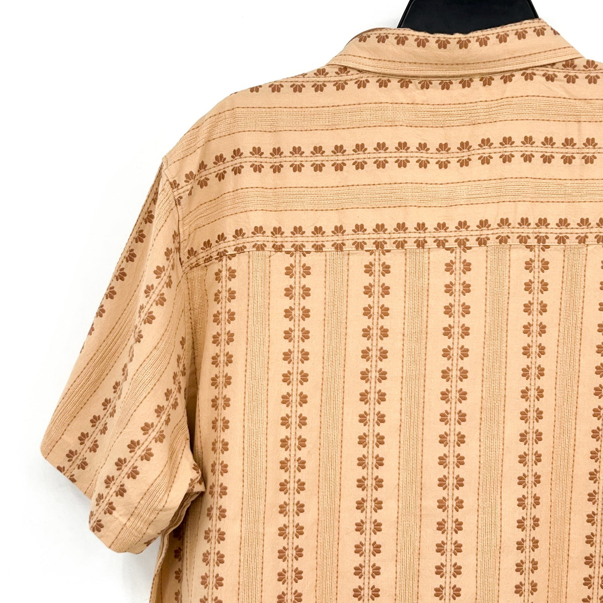 TOAD & CO Men's Treescape Short Sleeve Casual Shirt Large Tan Chai Geo Dobby NWT