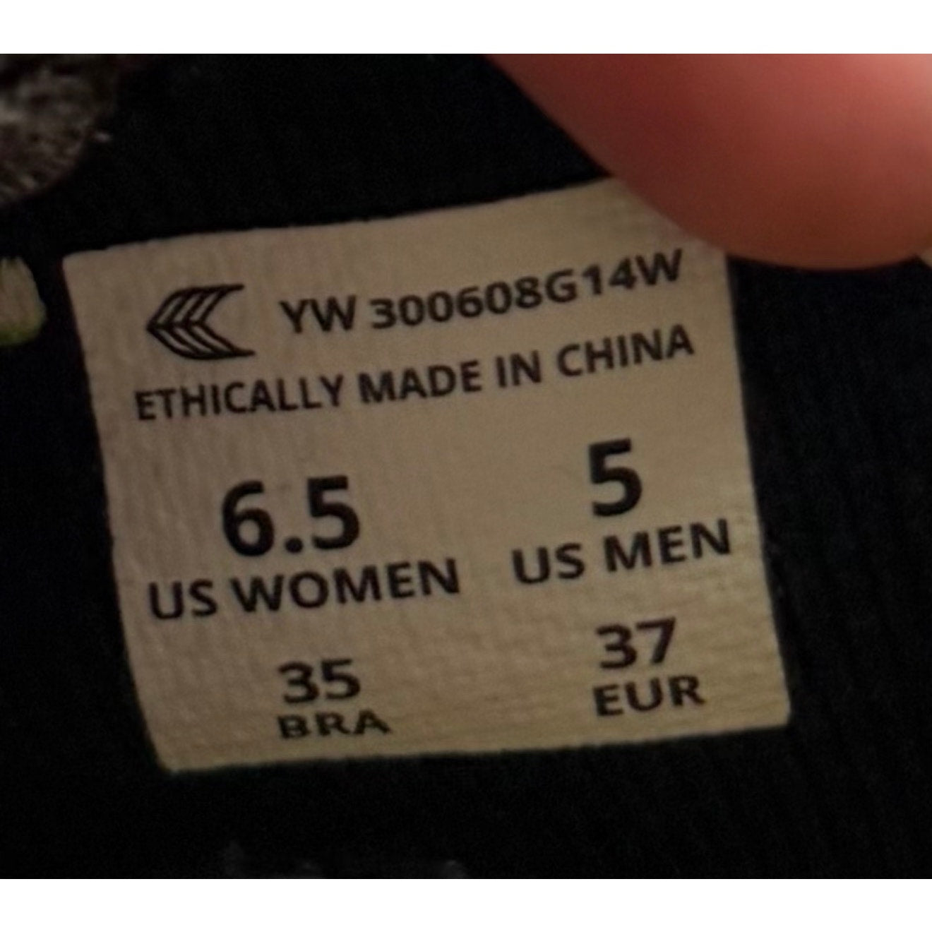 Cariuma Womens IBI Low Sneakers Size 6.5 Stone Grey Bamboo Knit Casual NIB