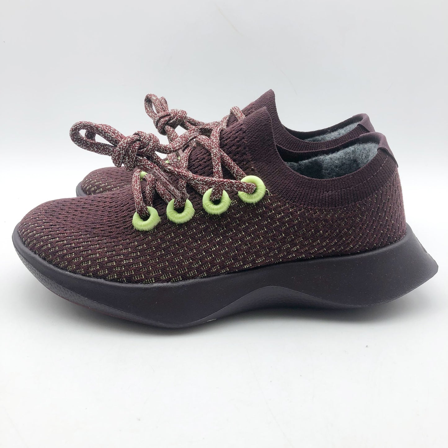 AllBirds Women's Tree Dasher 1 Sneaker Size 5 Ascend Dark Red NWB