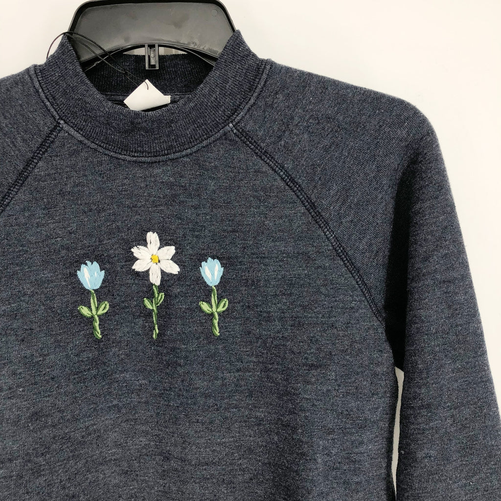 RE/DONE Women Shrunken Sweatshirt Small Heather Navy Blue Floral Embroidery NWT