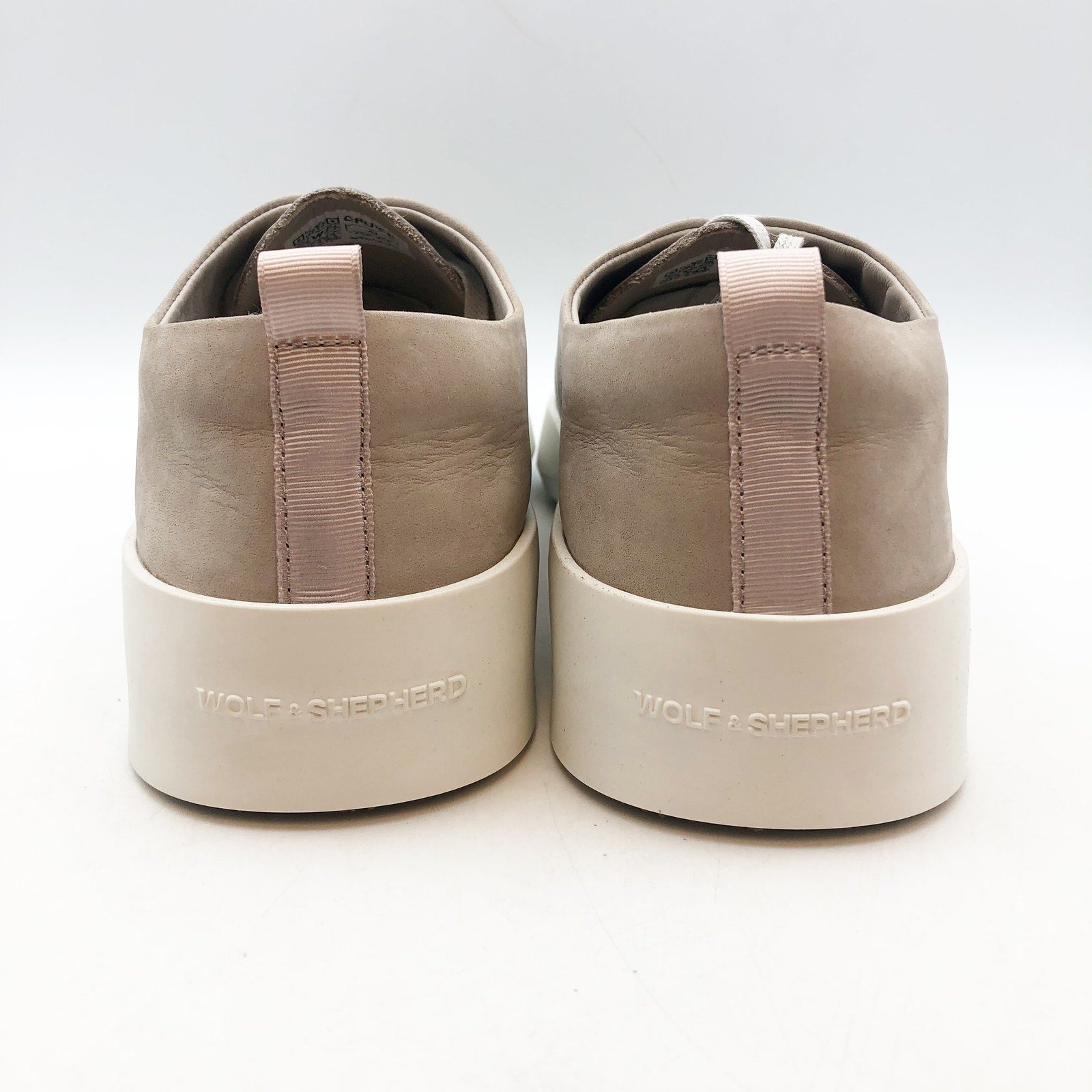 Wolf & Shepherd Cruise Casual Sneakers MENS 8 WOMENS 9.5 Gray Nubuck Leather NIB
