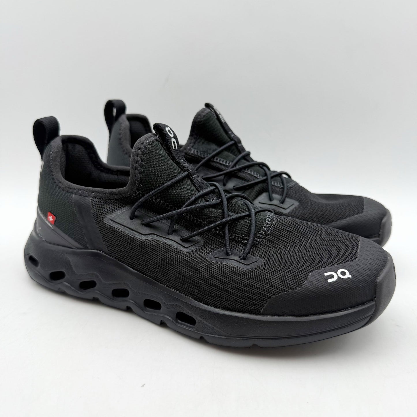 On Kids Cloudleap Running Sneakers US 1.5 EU 33 Black Athletic NIB