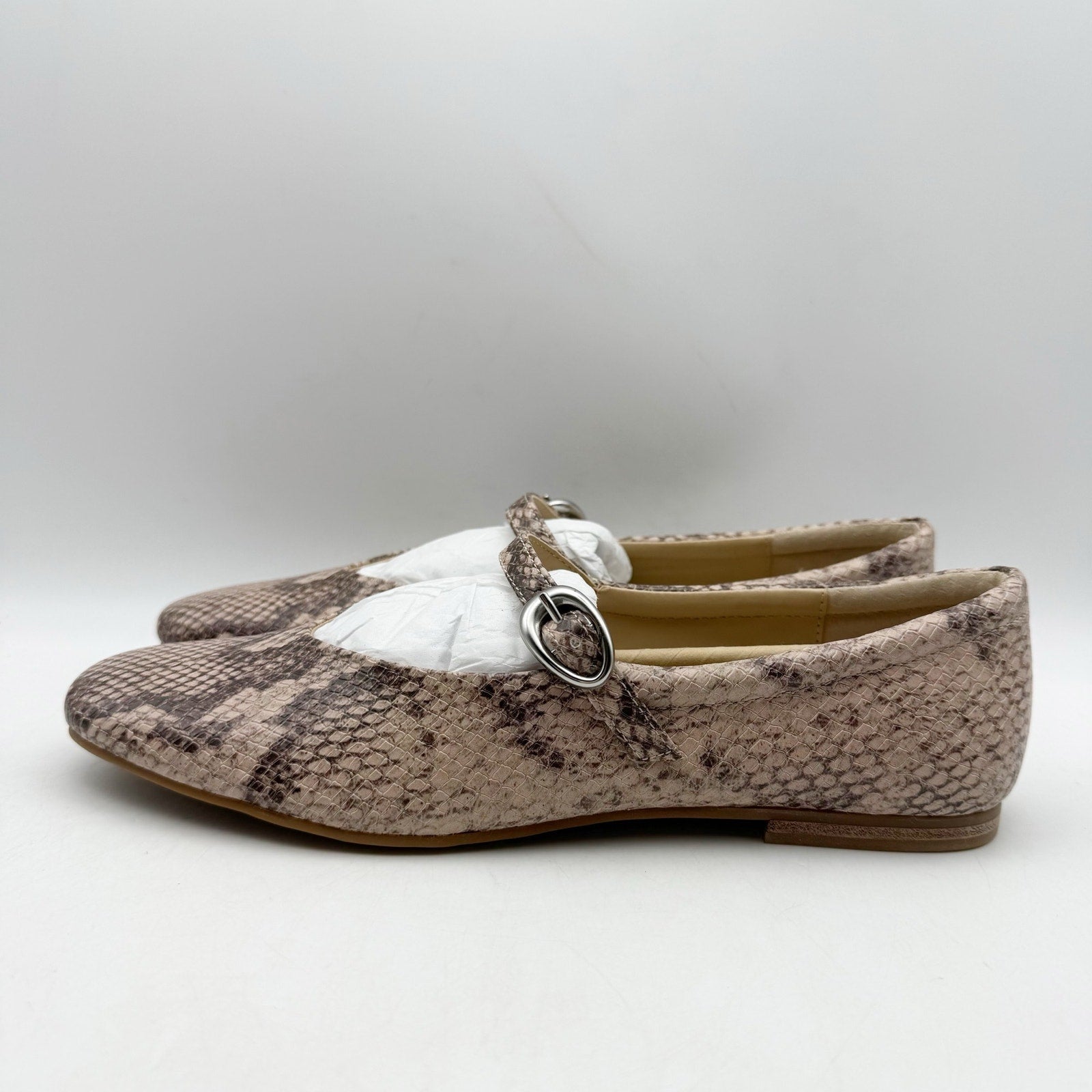 Dolce Vita Womens Anneke Mary Jane Flats US 7 M Sand Snake Embossed NWOB