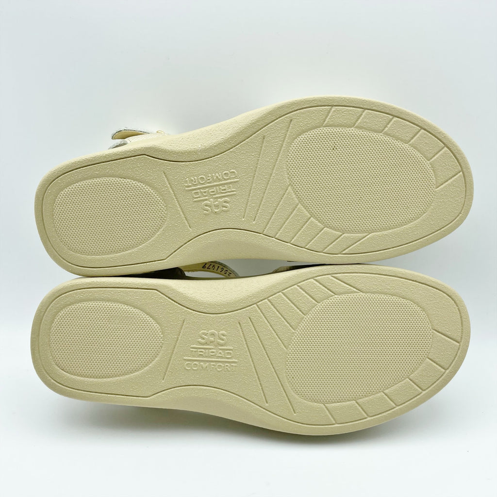 SAS Womens Duo Comfort Sandals US 9 M EU 40 Gold Suede 3-Strap Comfort NIB