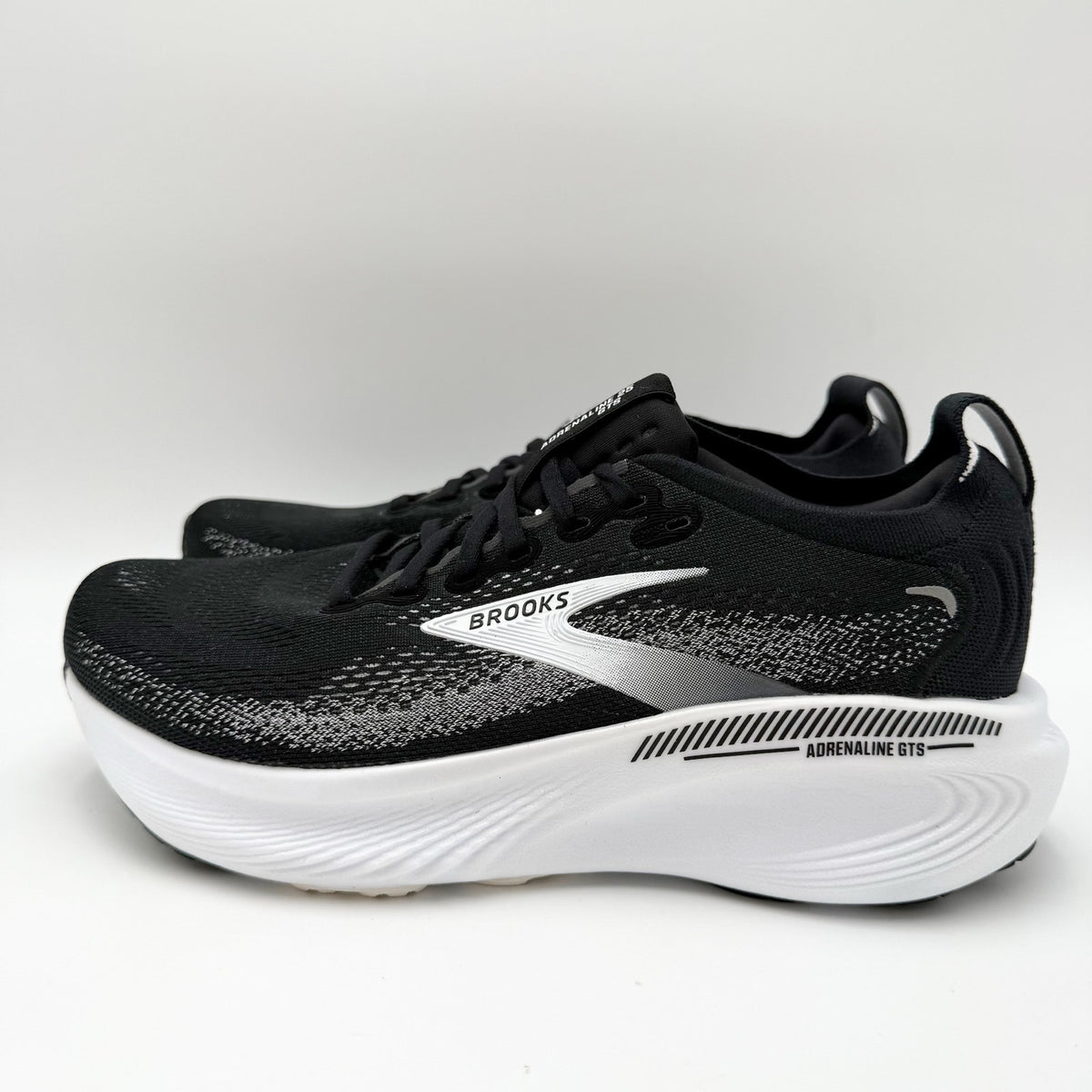Brooks Womens Adrenaline GTS 25 Running Shoes Size 8.5 XW 2E Black Athletic NIB
