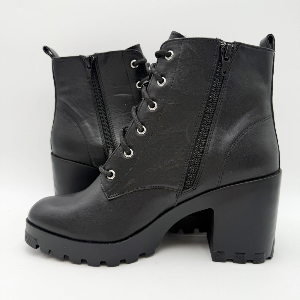 BP. Womens Masson Heeled Booties Size 8.5 M Black Leather Lace Up NWOB