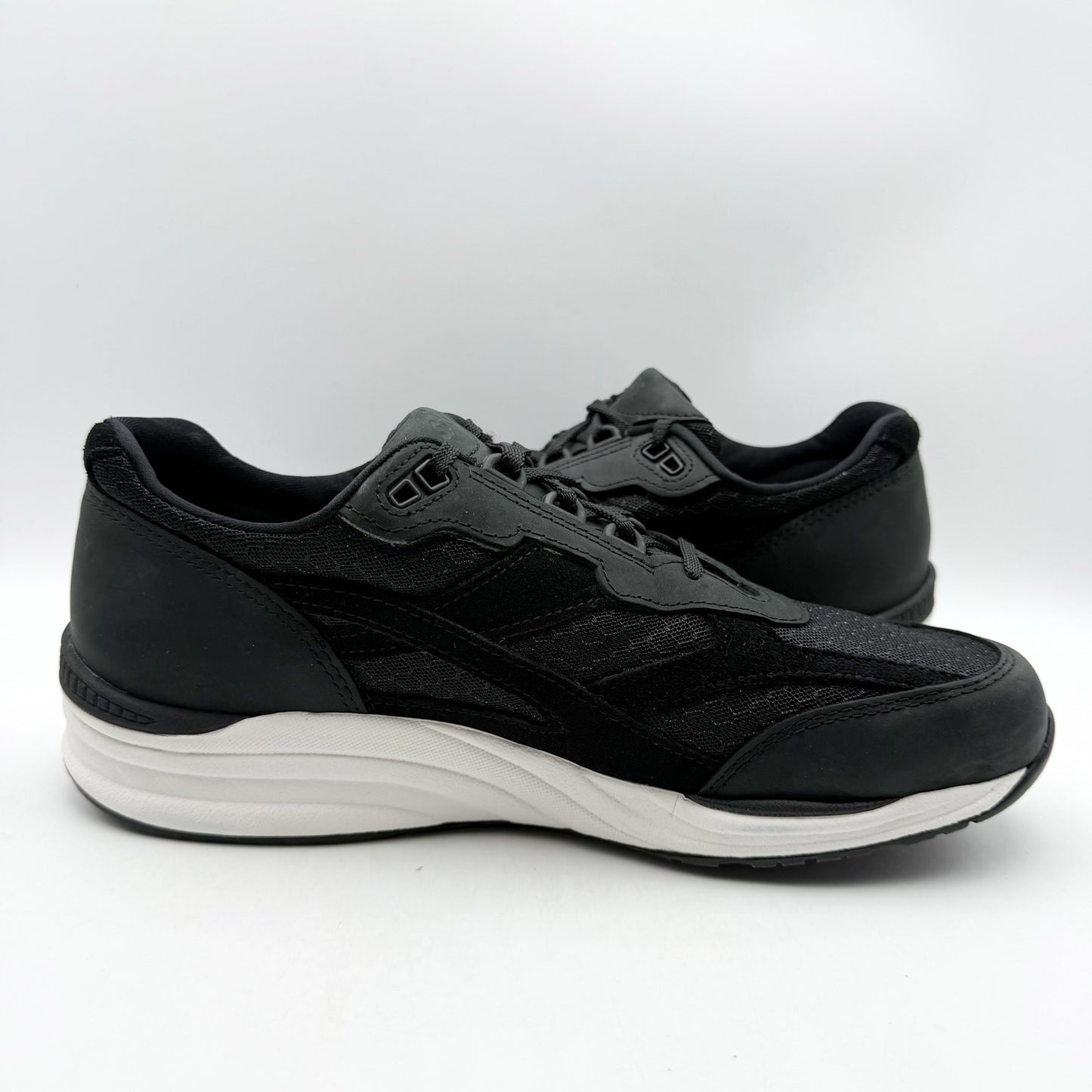 SAS Mens Journey Mesh Walking Sneakers US 9.5 M EU 42.5 Black Suede NIB