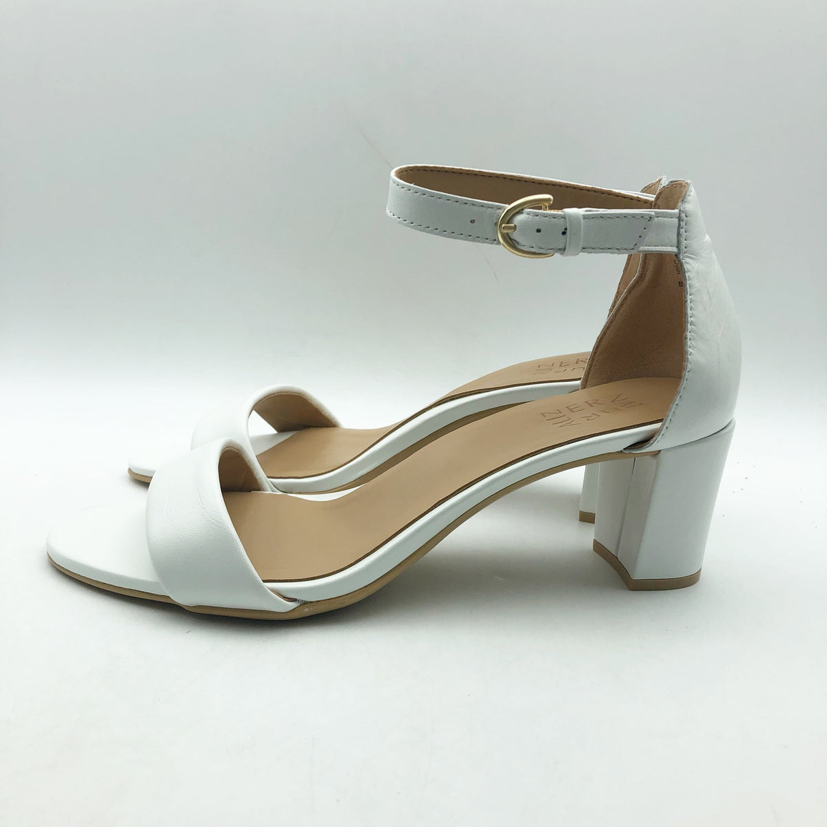 Naturalizer Womens Vera Sandals Size 6 Wide EU 36 White Block Heel NIB
