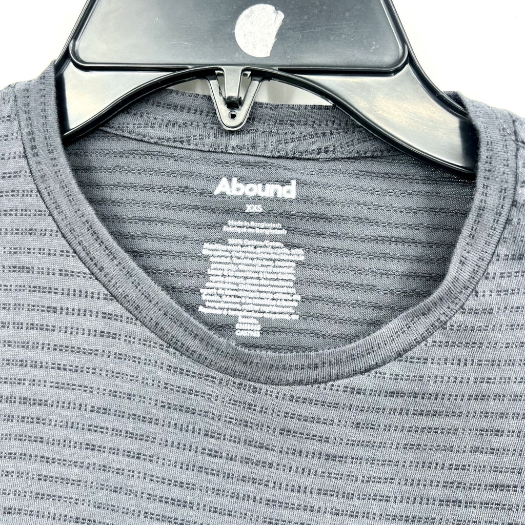 ABOUND Men's Faded Stripe Short Sleeve Pocket T-Shirt XXS Grey Crewneck NWT