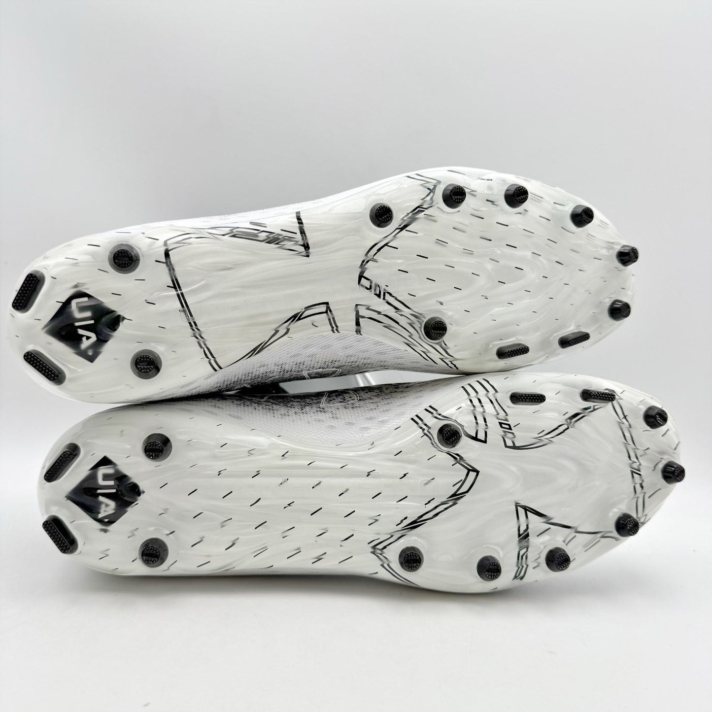 Under Armour Mens Spotlight Lux Mc 2.0 Football Cleats US 10 Black White NWOB