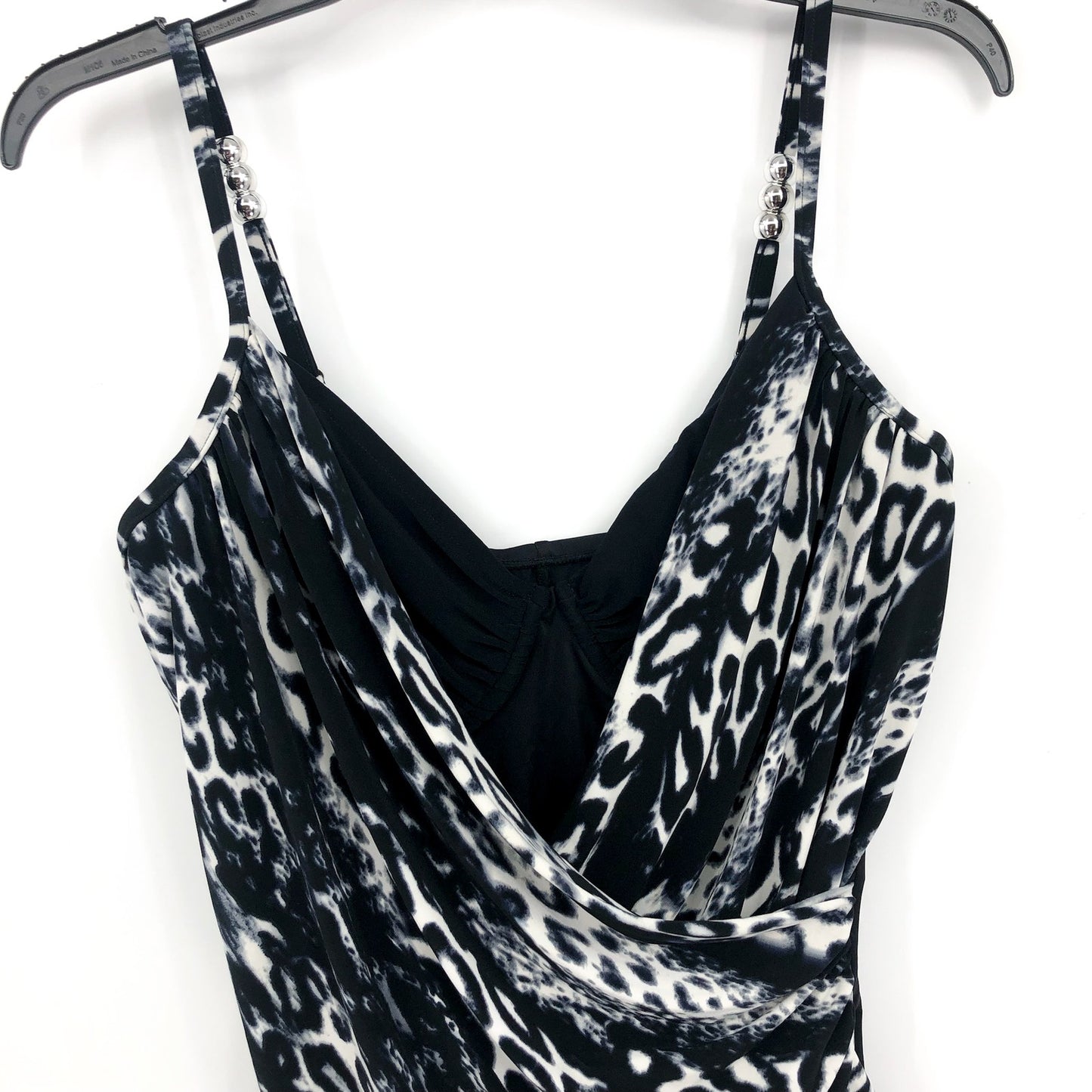 MAGICSUIT Women's Louise One-Piece Swimsuit Size 12 Black White Skin Deep NWT