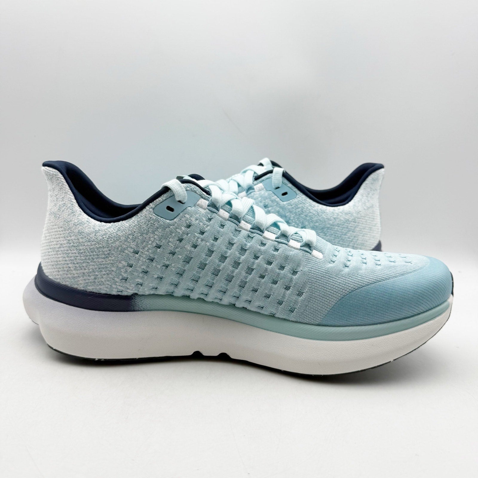 Rabbit Mens Dream Chaser Athletic Shoes Size 11 Blue Glow Running Sneakers NIB