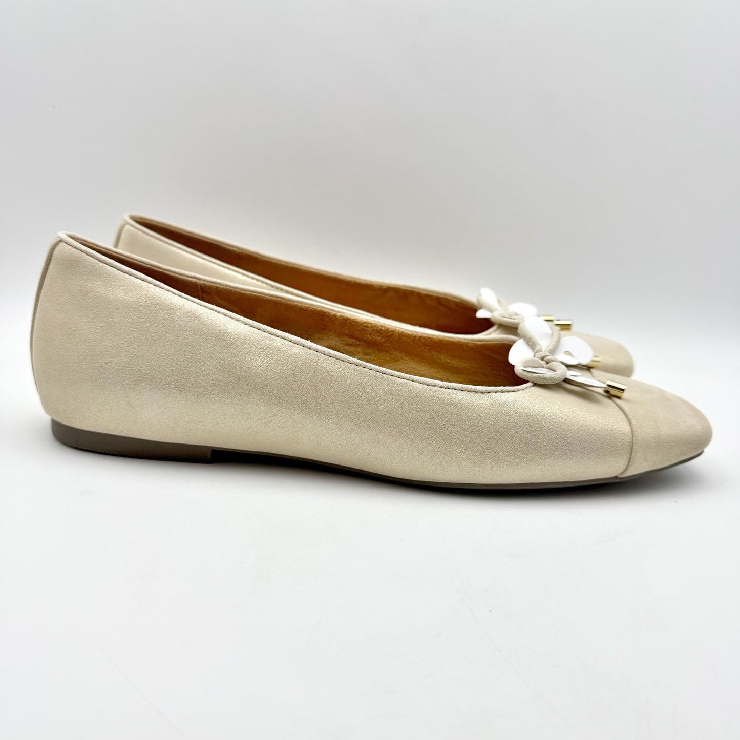 VIONIC Womens Klara Flats US 13 M EU 45 Gold Metal Leather