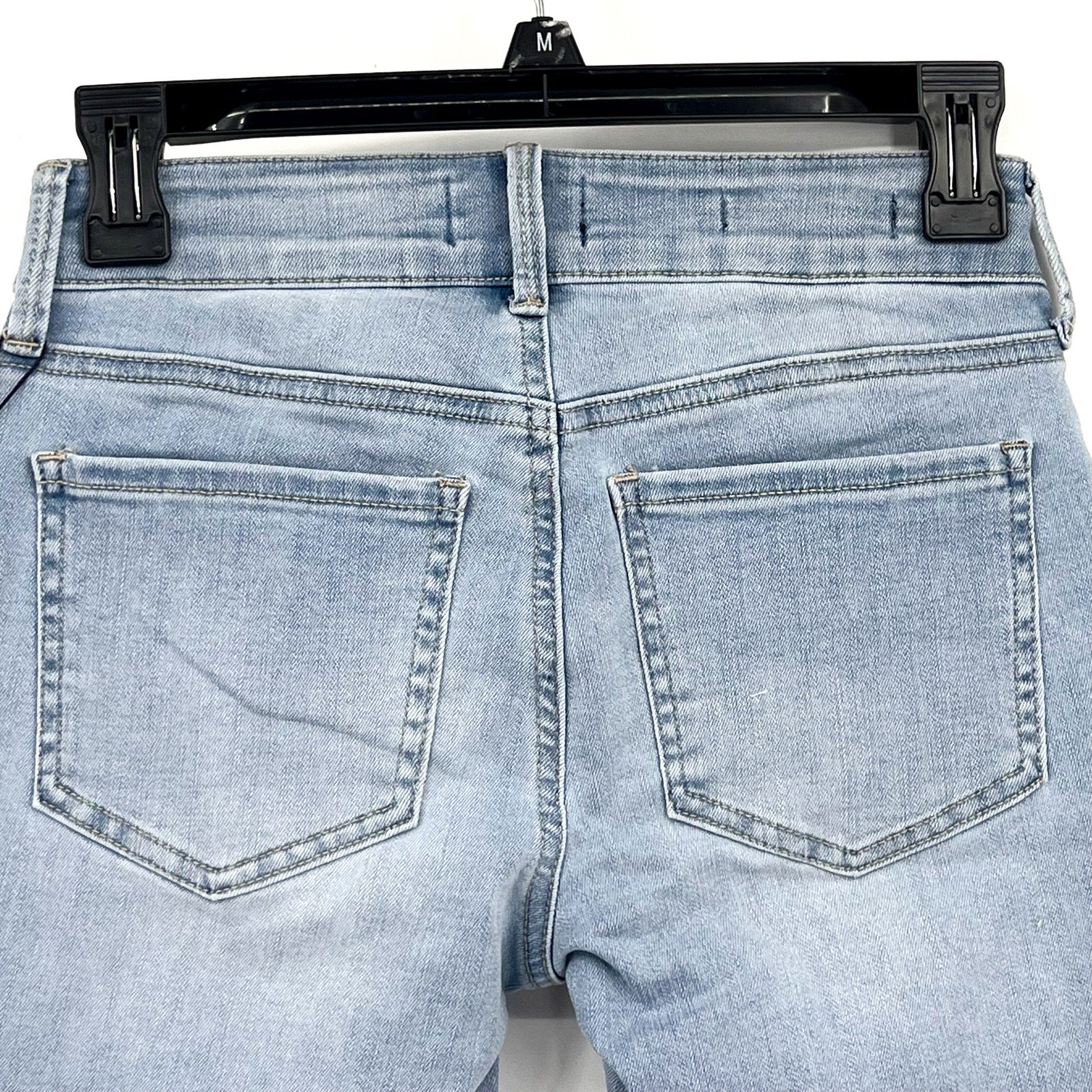 NYDJ Womens Ella Denim Shorts Size 00 PETITE Light Blue Poetry 8" Inseam NWT