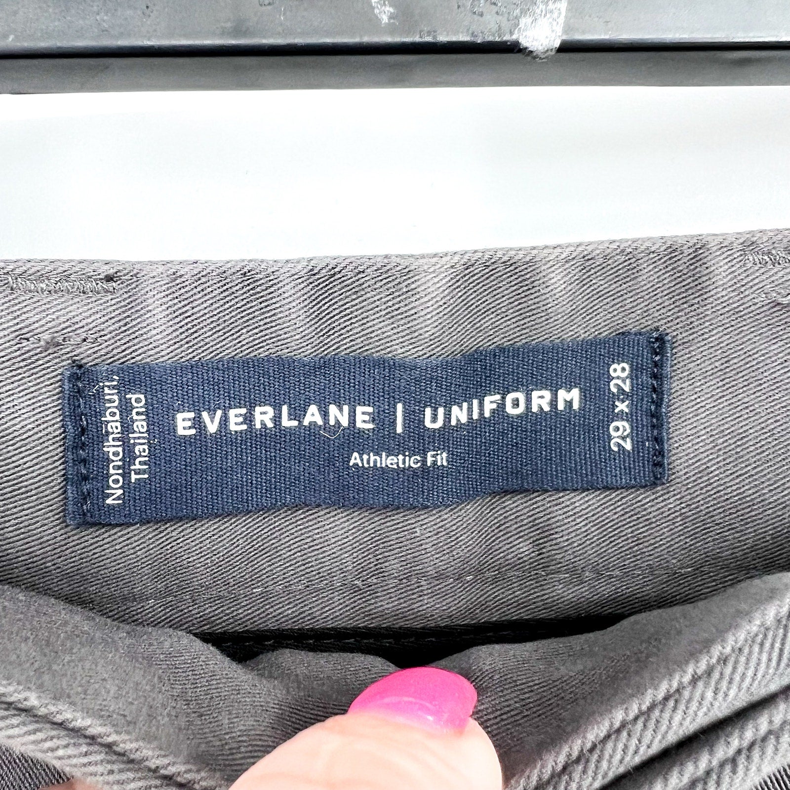 EVERLANE Uniform Mens Performance Chino Pants 29x28 Slate Grey Athletic Fit NWT