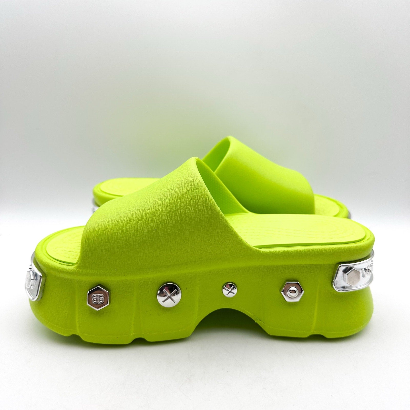 YURTKUMAS Womens Chunky Platform Slide Sandals Size 9 EU 39-40 Lime Green NWOB