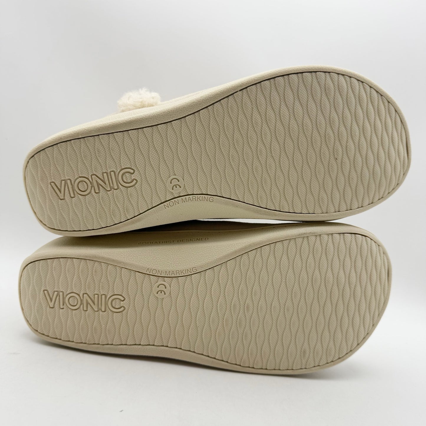 Vionic Womens Unwind Booties US 9 M EU 40 Cream Oatmeal Suede NIB