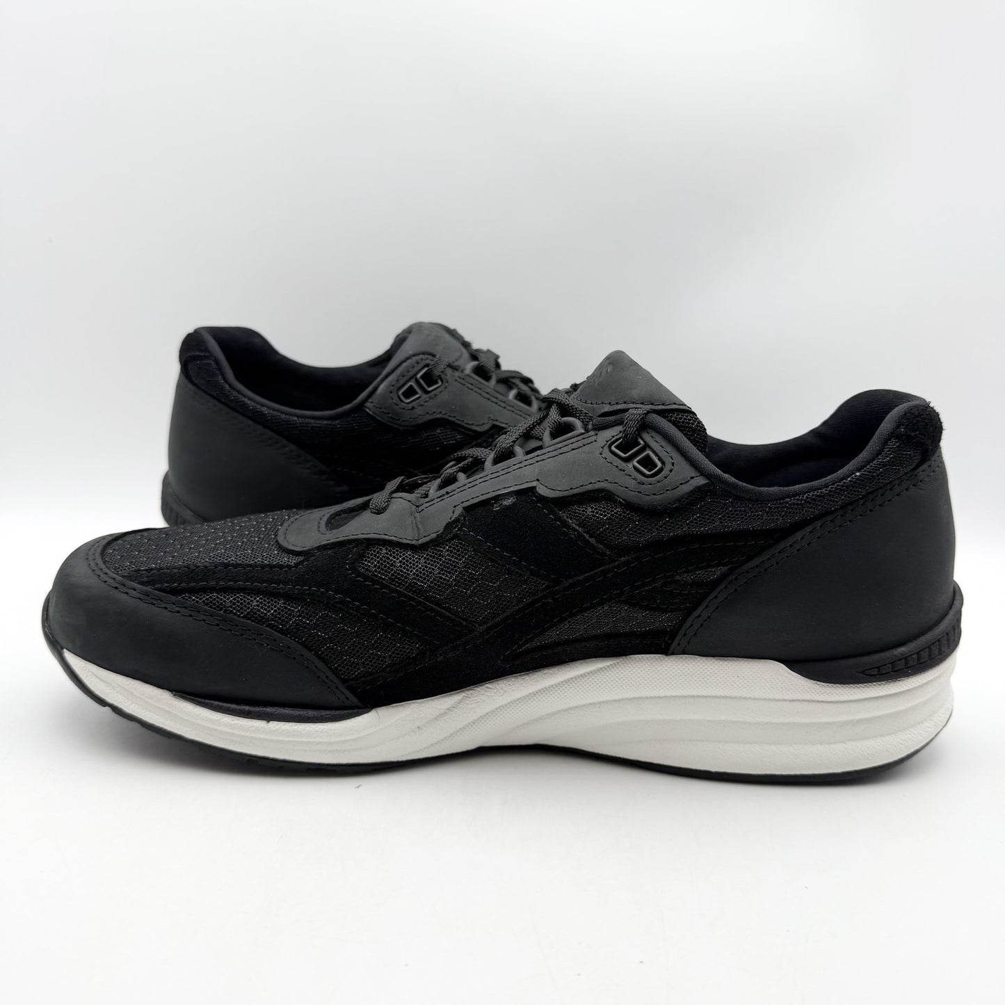 SAS Mens Journey Mesh Walking Sneakers US 9.5 M EU 42.5 Black Suede NIB