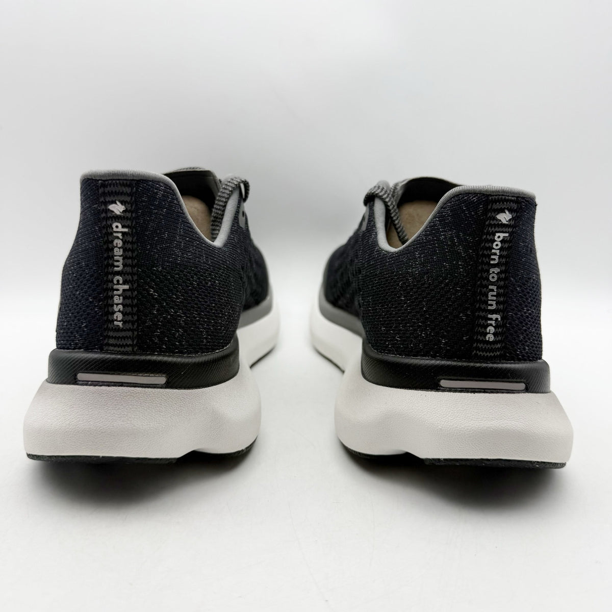 Rabbit Womens Dream Chaser Running Shoes Size 8 Black EU 38.5 Athletic NIB