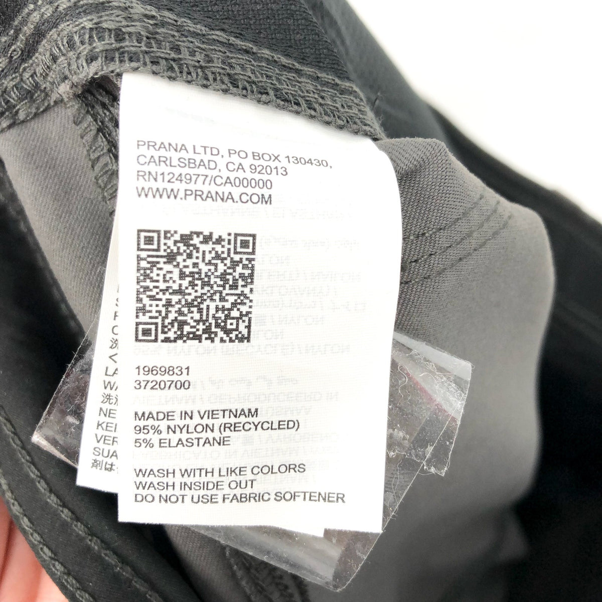 PRANA Men's Stretch Zion Pants II Size 30x34 Gray Slim Fit Water Repellent NWT