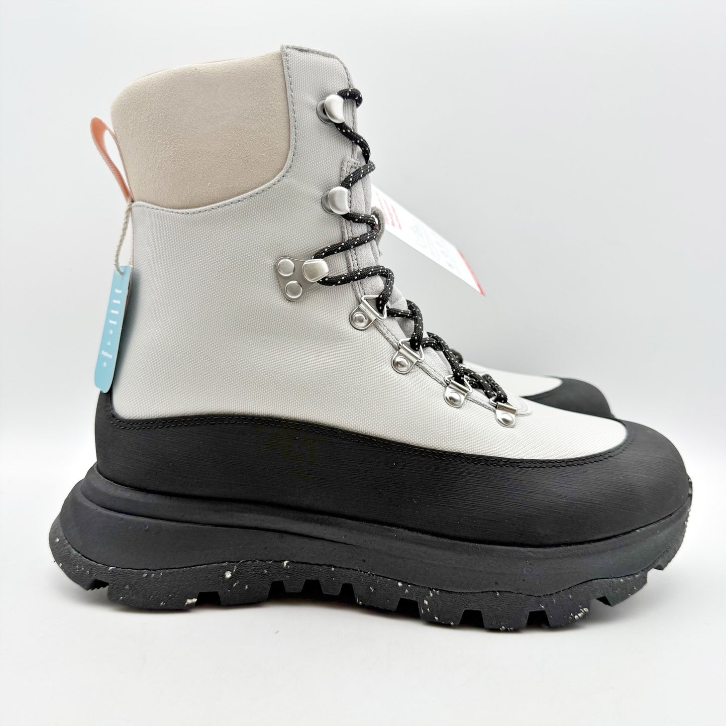 FitFlop Women NEO-D-HYKER E01 Walking Boot US 8 EU 39 White Black Waterproof NIB