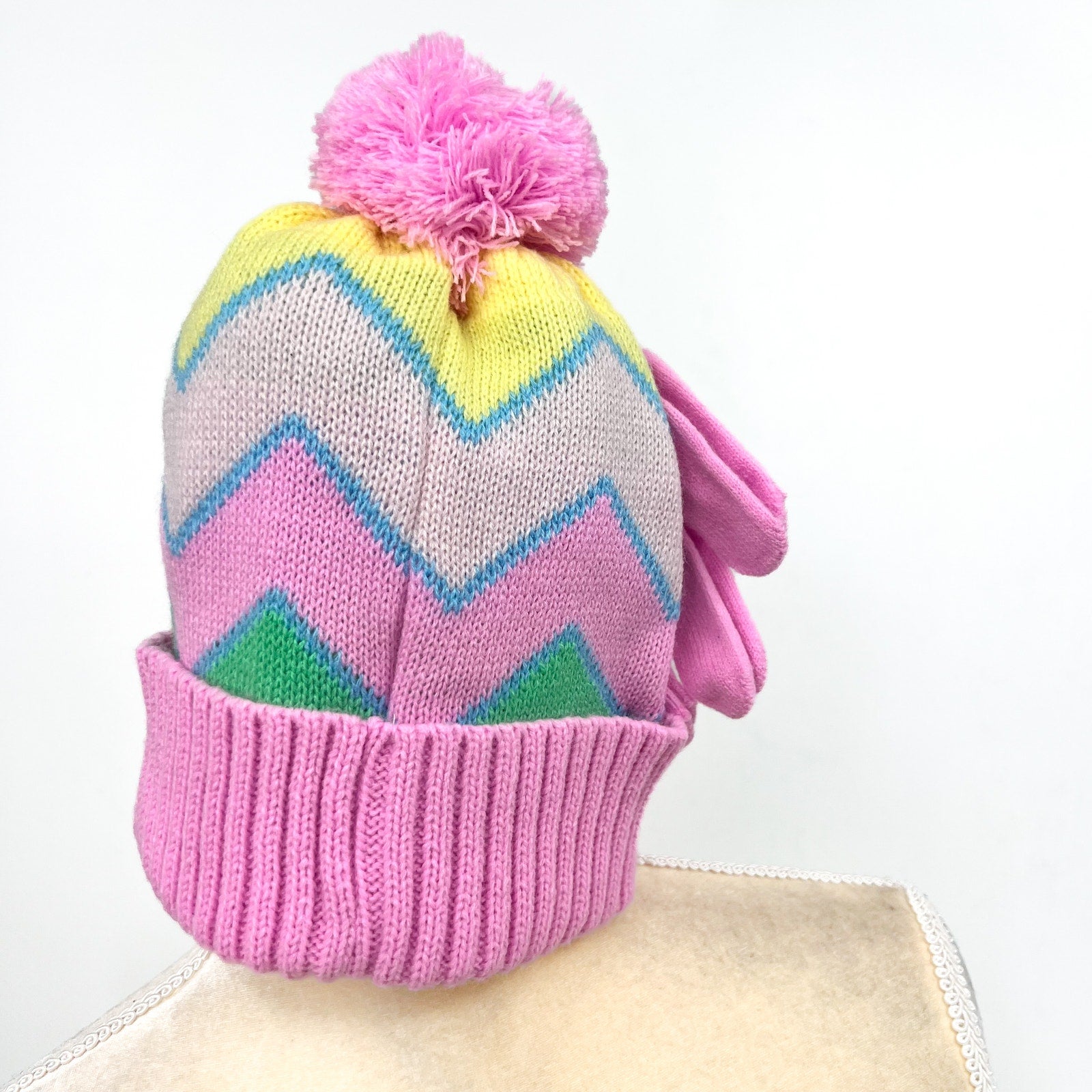 BLUEY Girl's Soft Knit Beanie Hat And Gloves Set One Size Pink Multi NWT