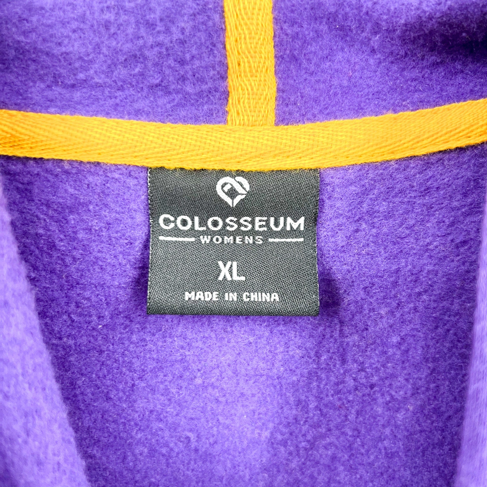 COLOSSEUM Womens ECU Pirate Stripe Logo Cropped Hoodie XL Purple Sweatshirt NWT