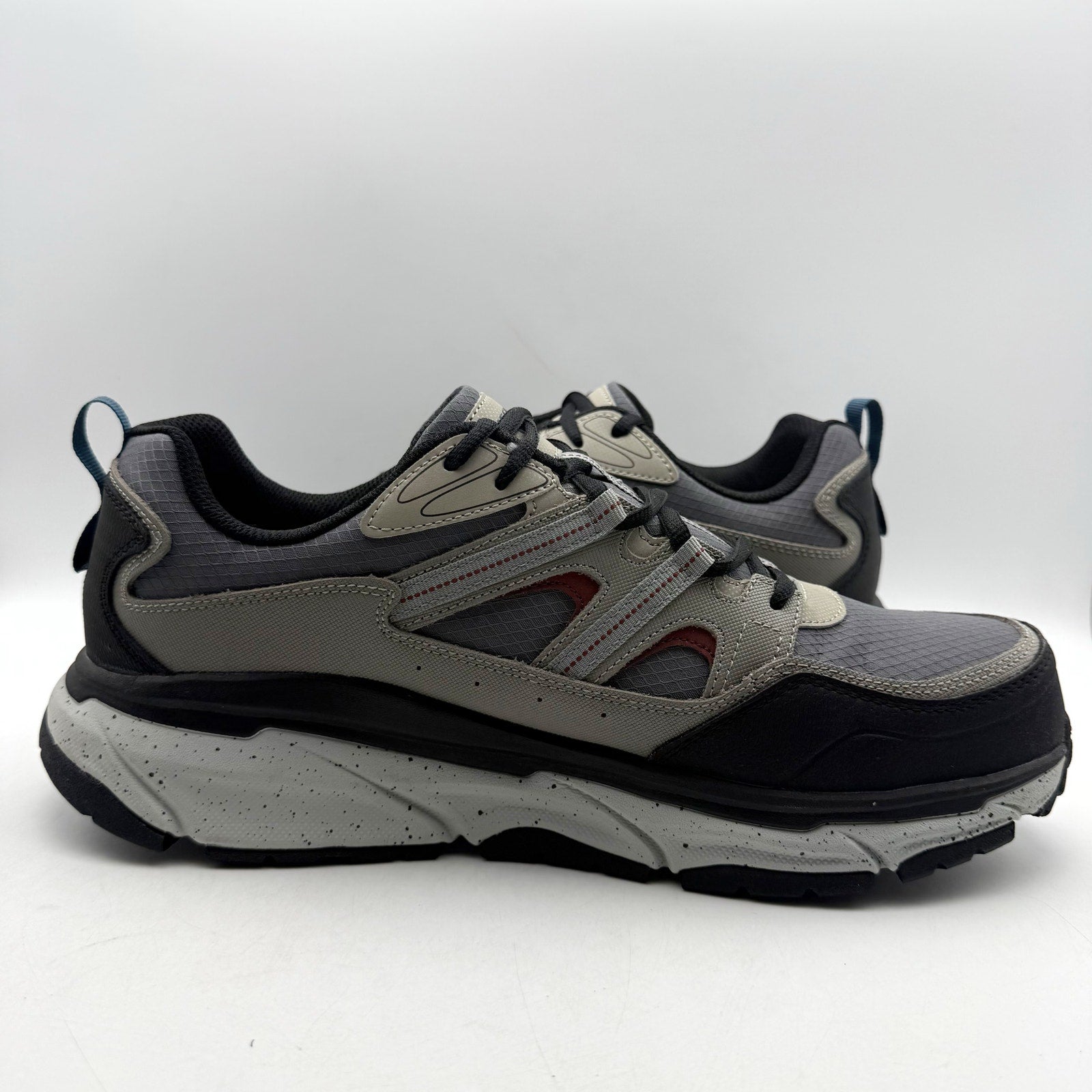 SKECHERS Work Mens D'Lux Journey Comp Toe Sneakers US 13 Grey Slip Resistant NIB